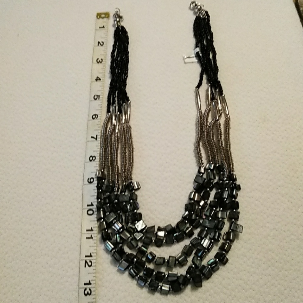 Large statement necklace - Picture 4 of 4